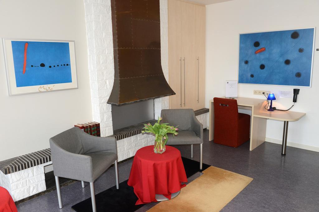 Hotel Vijfwegen Roeselare Eksteriør bilde